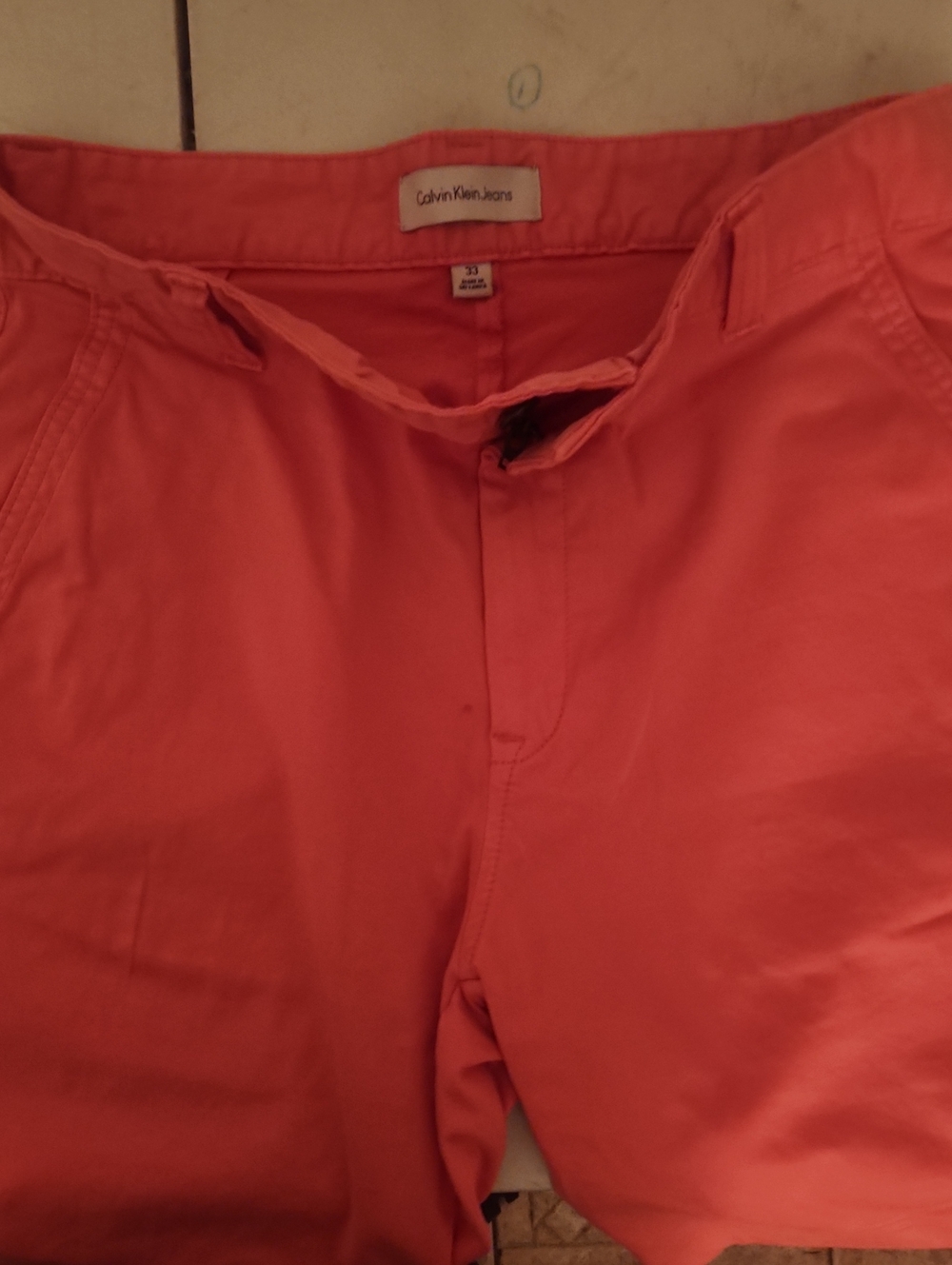 Calvin Klein Men’s Coral Flat-Front Shorts